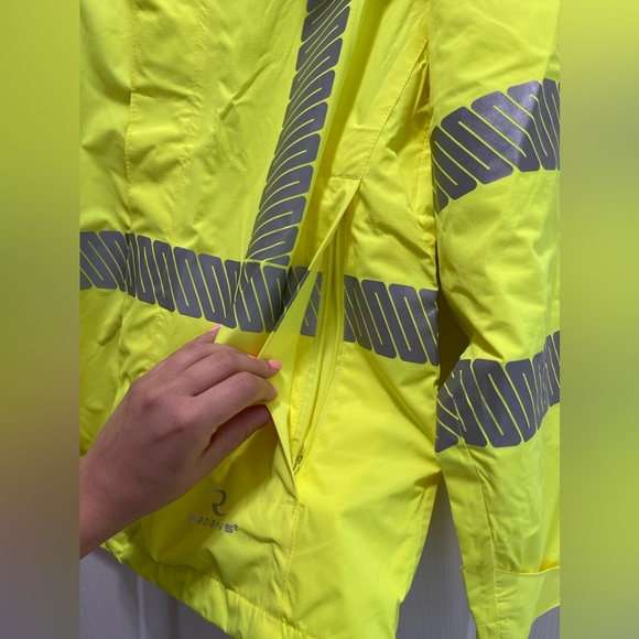 Women’s Radians Hi-Vis Rain jacket - Picture 10 of 13
